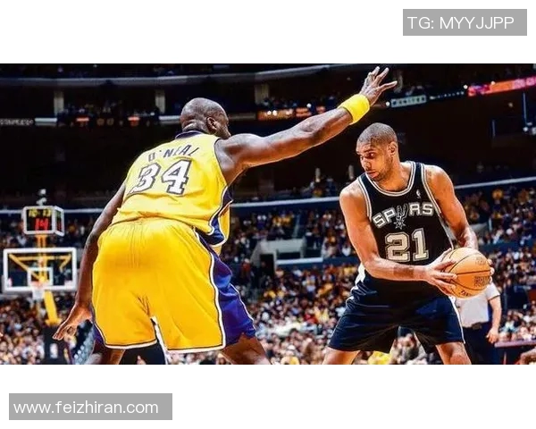 2002年季后赛湖人与马刺第四场激战回顾与精彩瞬间分析